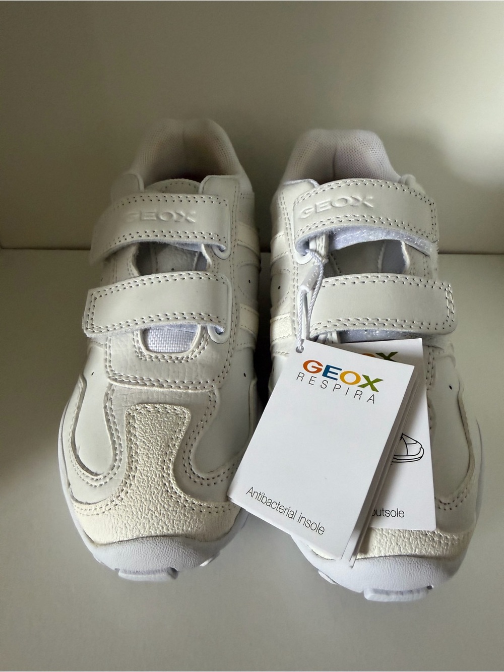 Geox Respira Crush Kids White Velcro Sneakers 32 EU 1US NWT